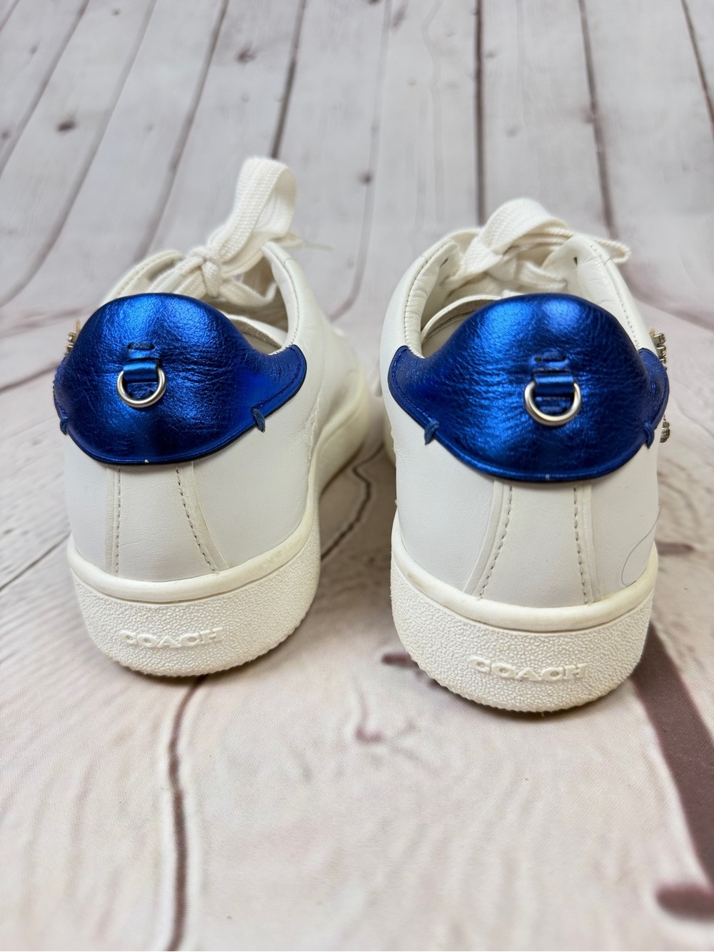 COACH white sneakers with embellished gold stars, size 6 - Picture 3 of 12